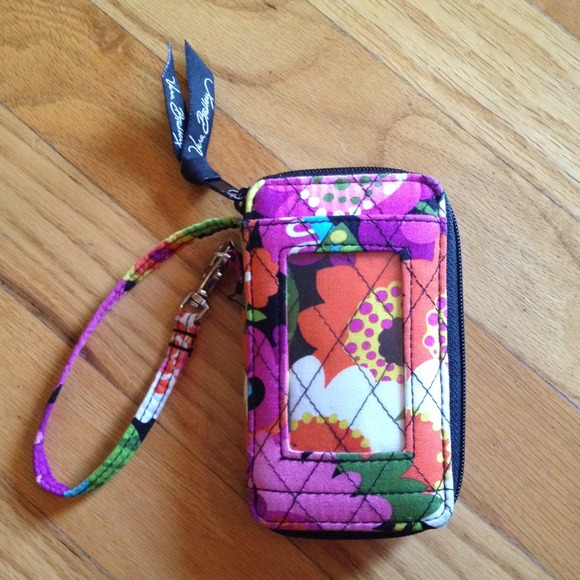 Vera Bradley "Carry it all" wristlet-PRICE REDUCED