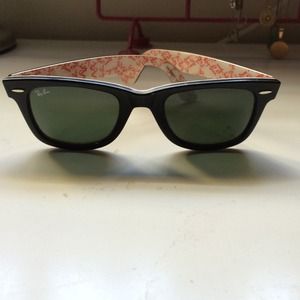 👓 Black Wayfarer Raybans 👓 Pls see Description!