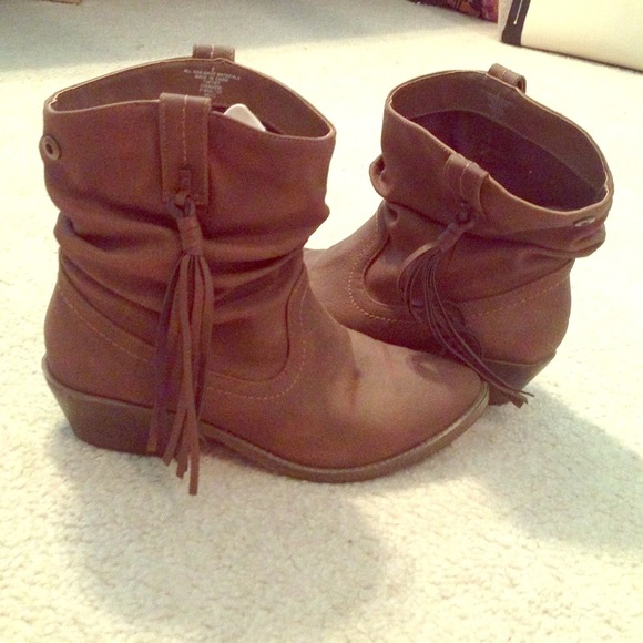 Short Cowboy Boots