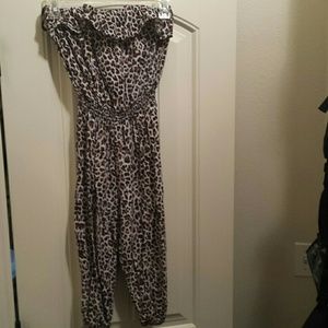 Very cute ruffle top romper