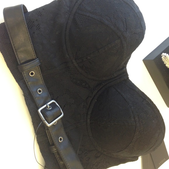 Sold in Bundle- Guess Lace Bustier Cropped Top - Picture 2 of 4
