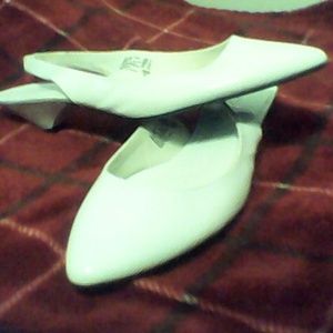 Comfortable flats with tiny heel