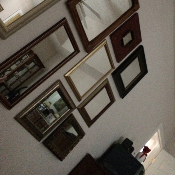 Uh - Picture 1 of 1