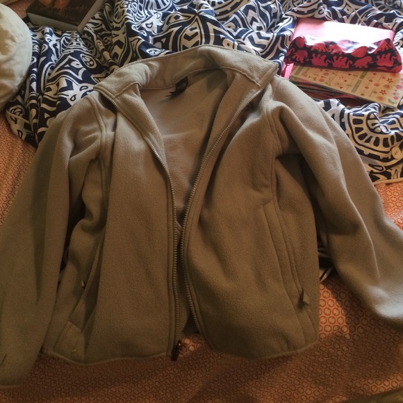 Grey M north face!