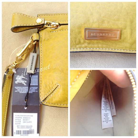 Extra Pics Burberry Wristlet - Picture 2 of 4
