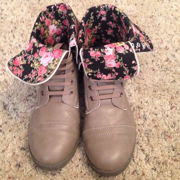 charcoal combat boots