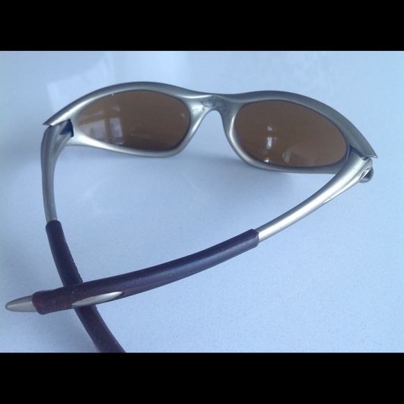 Oakley Sport Sunglasses + Case