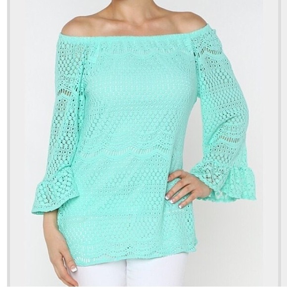 Mint off the shoulder crochet top. 2 Large.