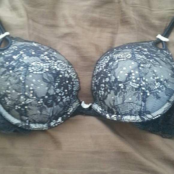 Vicky bra - Picture 2 of 4