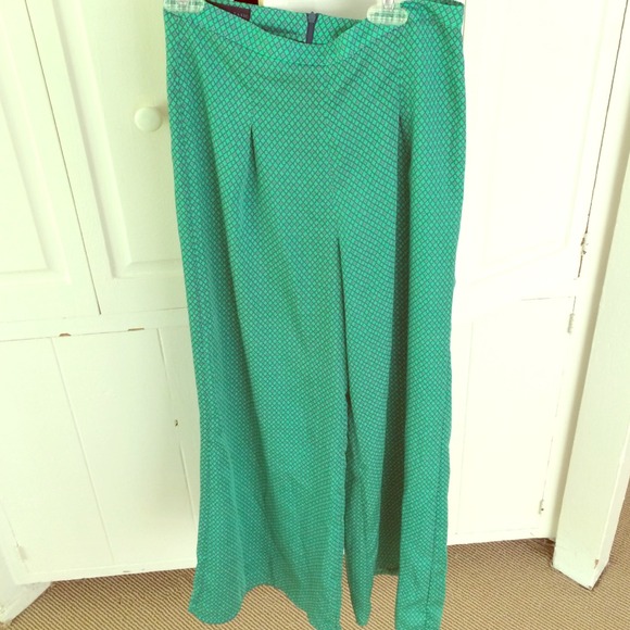 wide leg pants