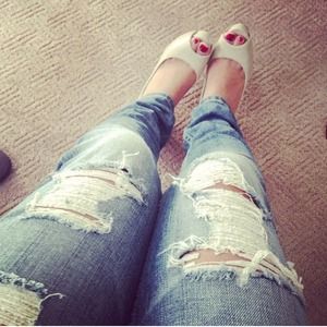 Straight leg Guess Jeans😍