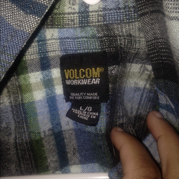 Volcom flannel - Picture 2 of 2