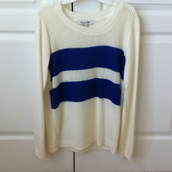 Cream and blue stripped sweater