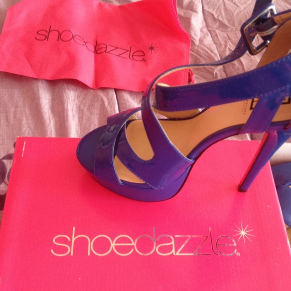 Trade 🚫Shoedazzle Blue Patent Leather Heels