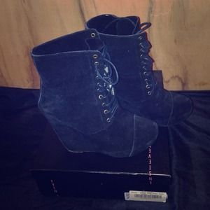 Steve Madden Suede Wedge Boots