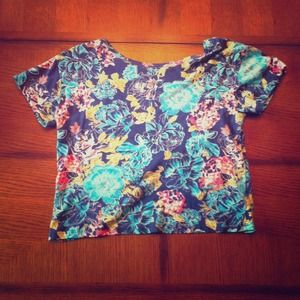 Crop top
