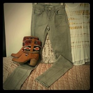 Denim Party Sale -Was $30- Brand Gray Skinny Jeans