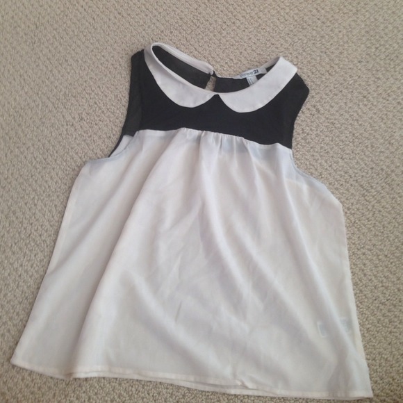 Peter Pan collared top