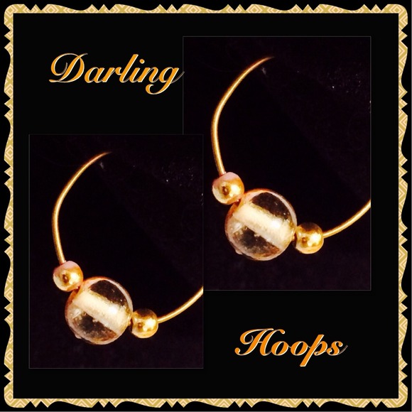 Vintage Jewelry - 🎉HP 3/21 Woman of Style🔻VINTAGE GLASS BEAD HOOPS