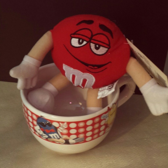 M& M large soup bowl with character