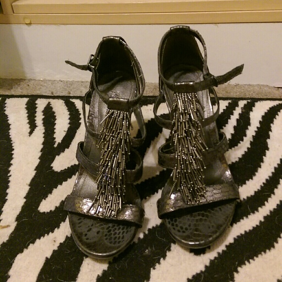 Kenneth Cole Reaction heels