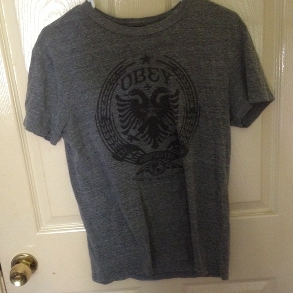 Mens obey shirt