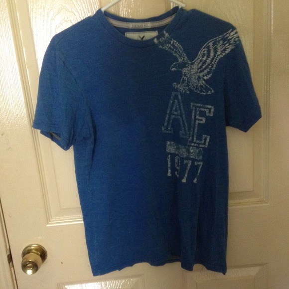 Mens American eagle shirt