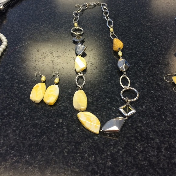 Yellow Stone Long Necklace
