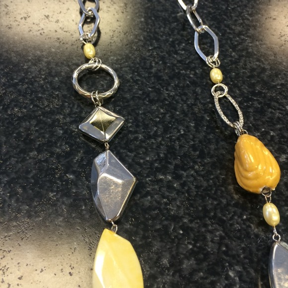 Yellow Stone Long Necklace - Picture 3 of 3