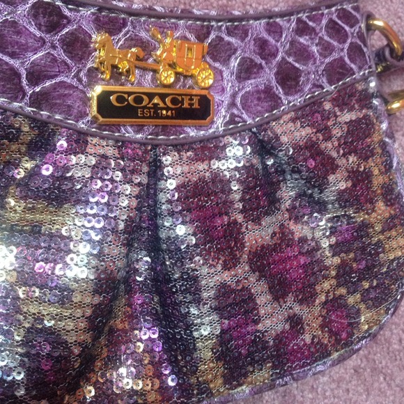 Coach purse - Picture 2 of 3