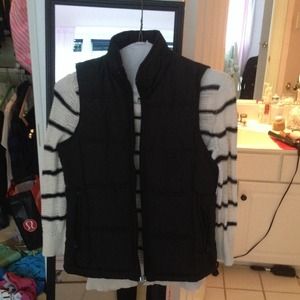 Sold 💥 Cute black Maurice's vest small