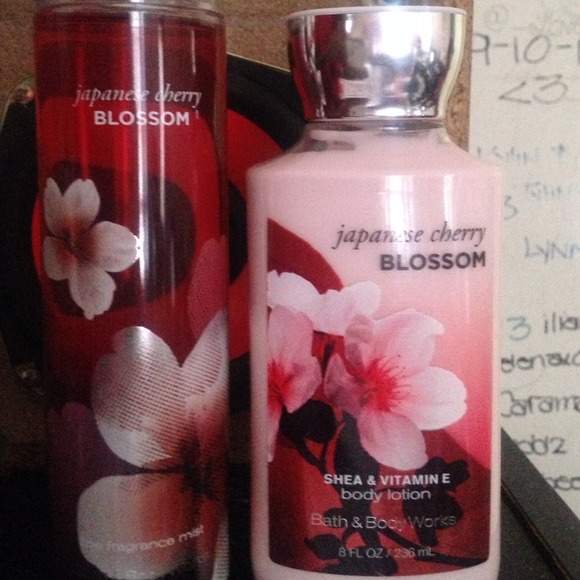 Japanese cherry blossom lotion and spray
