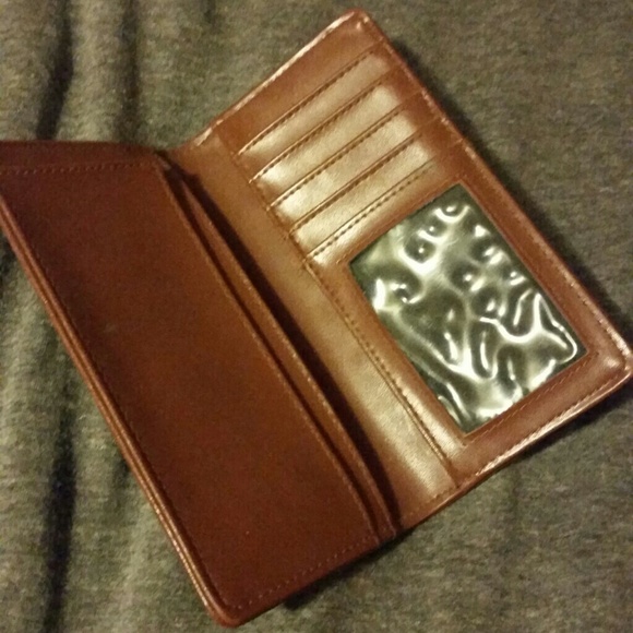 GUESS wallet - Picture 3 of 3