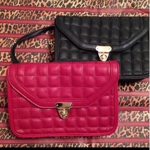 Faux leather quilted cross body bag.