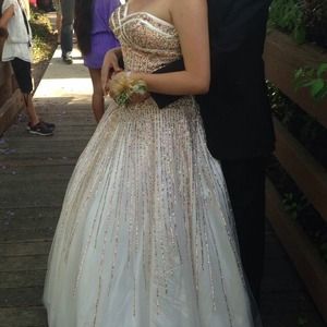 PROM DRESS