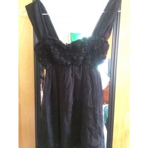 Black sleeveless top