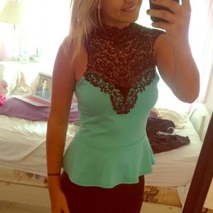 Gorgeous blue lace top small