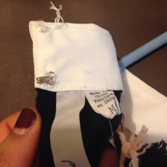 Urban Outfitters Designed By: Collection Romper - Picture 4 of 4