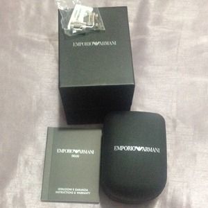 Empty emporio Armani