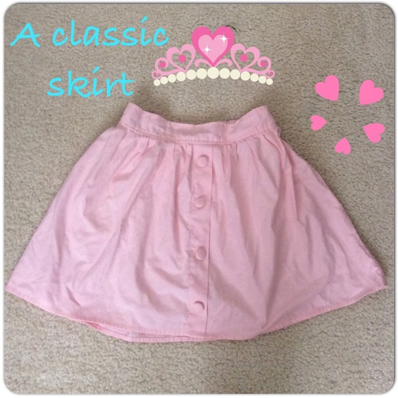 Cute mini pinky skirt