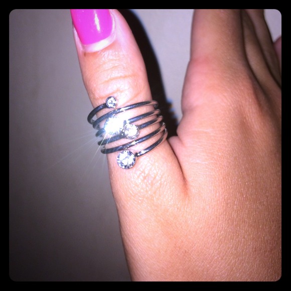 Silver wrap around ring with jewels