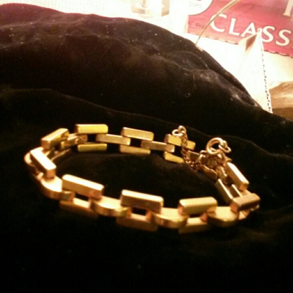 💖REDUCED💖QUALITY Gold heavy link bracelet WAS 36 - Picture 2 of 3