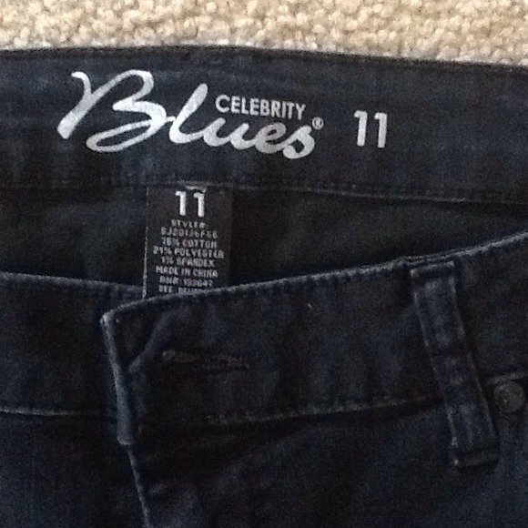 Black skinny jeans - Picture 2 of 3