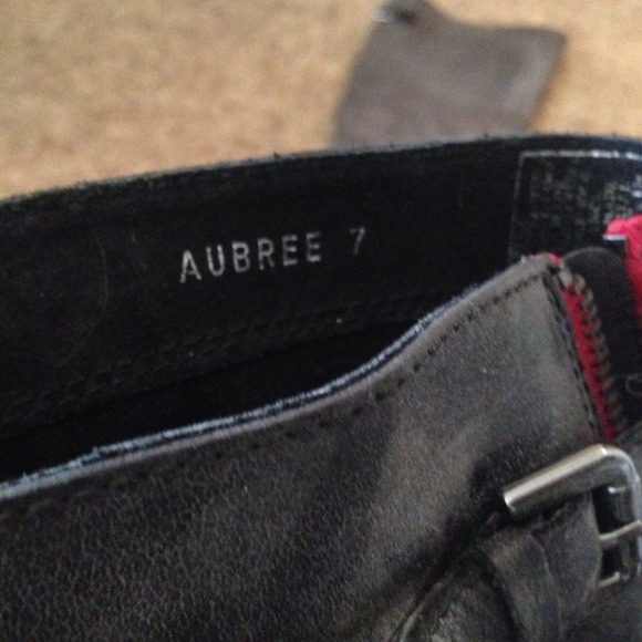 ❌SOLD❌ Steve Madden AUBREE women's boot - Picture 3 of 4