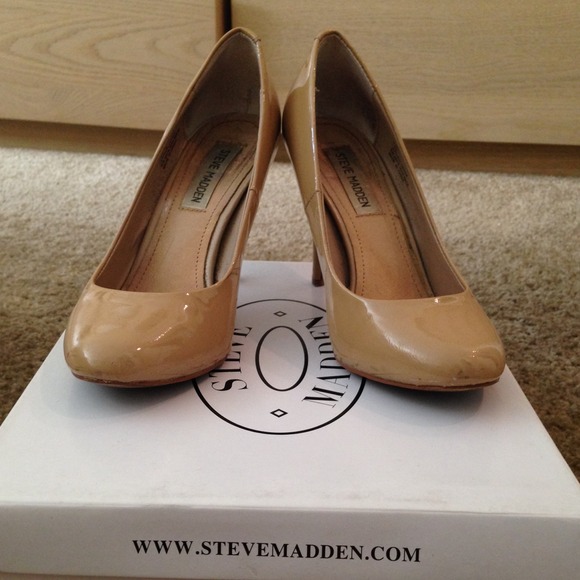 Steve Madden Unityy Blush Pat pumps 7.5 - Picture 3 of 4