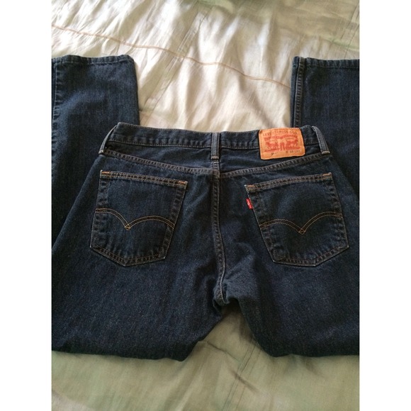 Men's Levi's dark blue denim. W33 L32 - Picture 3 of 4