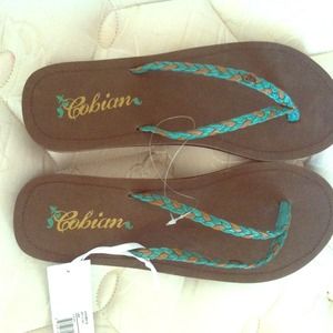 NWT flip flops