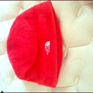 North face pink fleece hat