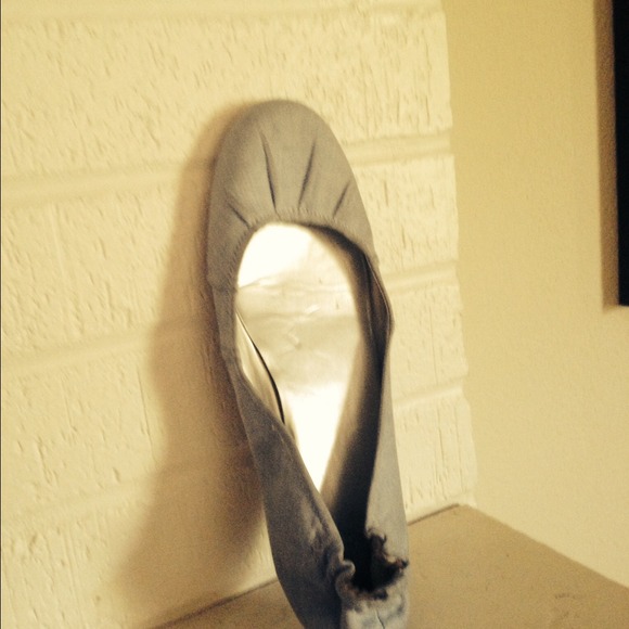 Gap light blue denim flats