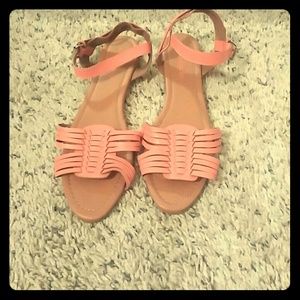 Cute coral strappy sandals!